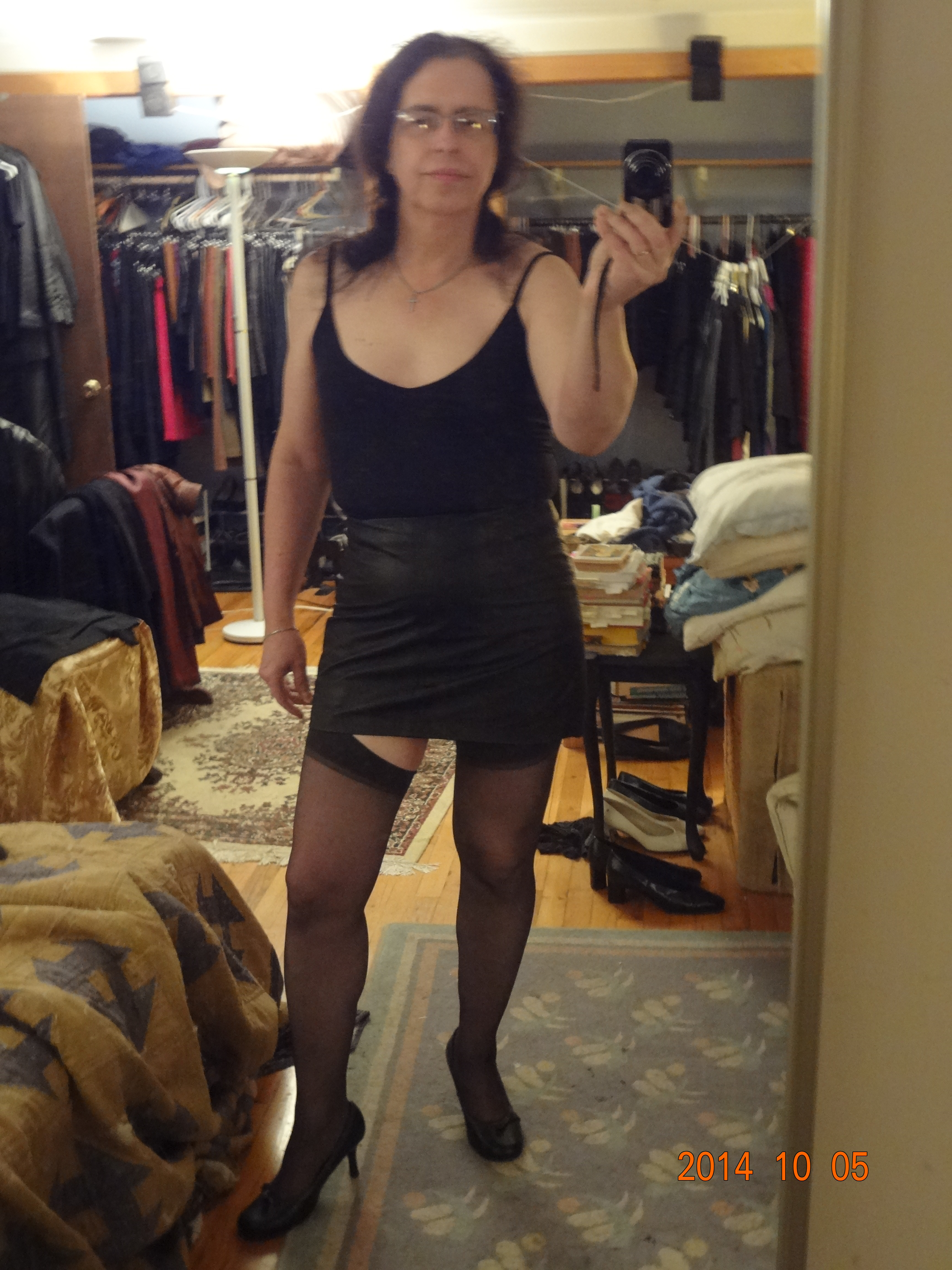 ./DSC01288 BARB + TIP TOP SKIRT.JPG